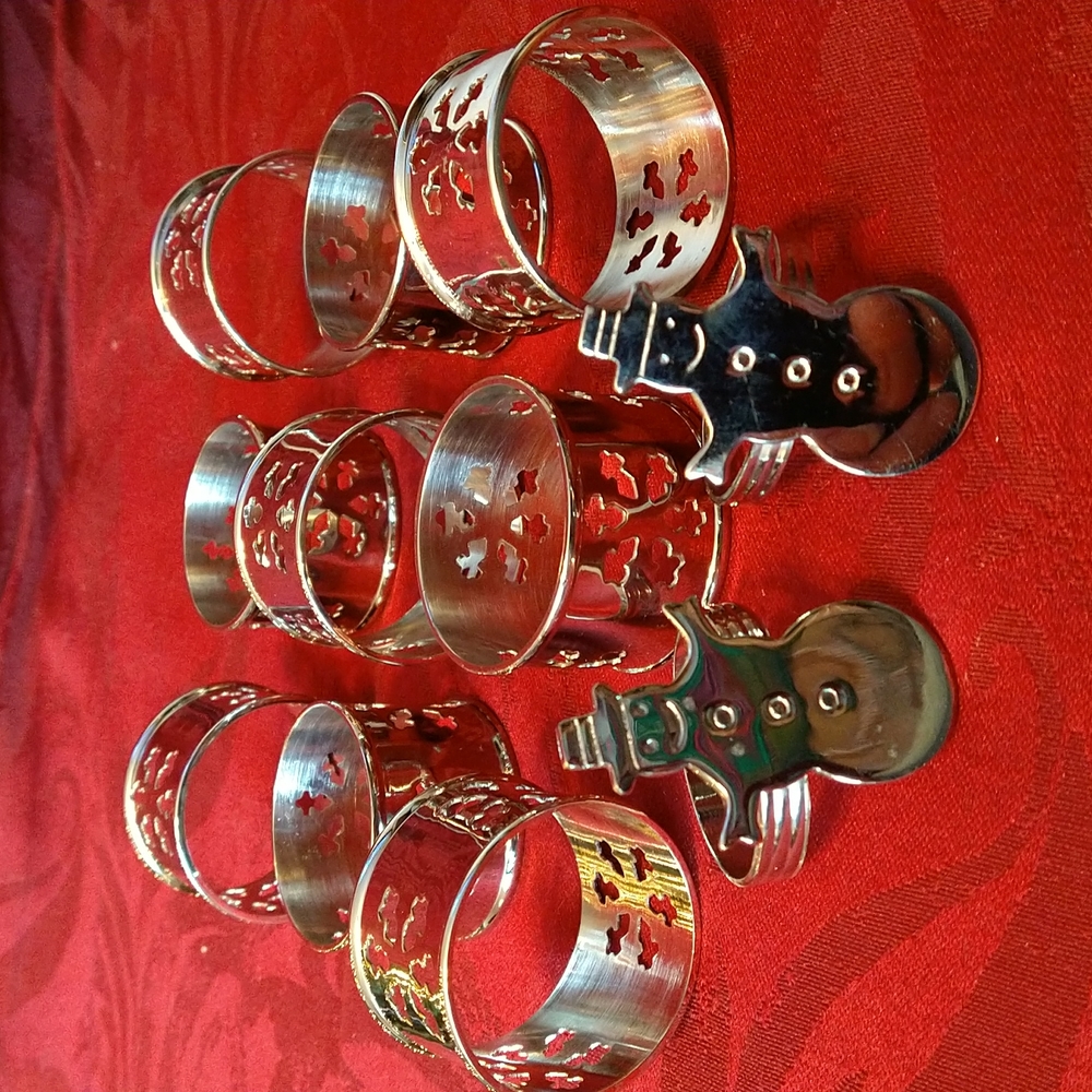NEW Snowflake Napkin Rings, Silvertone with Bonus Snowman Rings